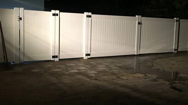 Vinyl Fence Murrieta Ca. installed by 3T Fence (951)304-9820 смотреть онлайн
