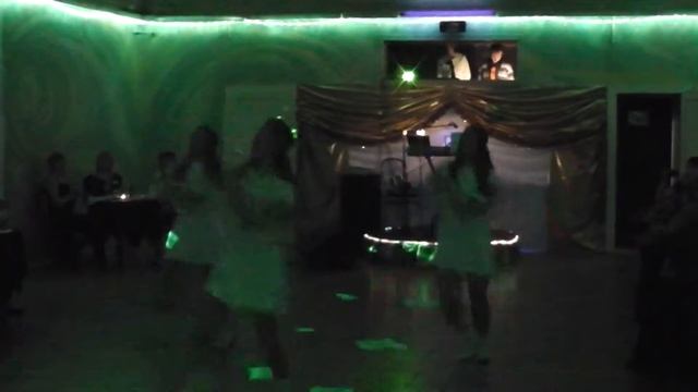 Шоу-балет "Present" - Снегурочки смотреть онлайн