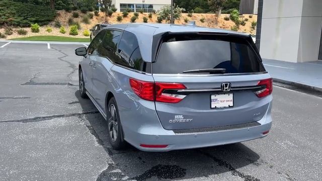 2023 Honda Odyssey Snellville, Loganville, Lawrenceville, Roswell, Marietta, GA PB002438 смотреть онлайн