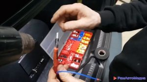 Volkswagen Polo установка активного сабвуфера