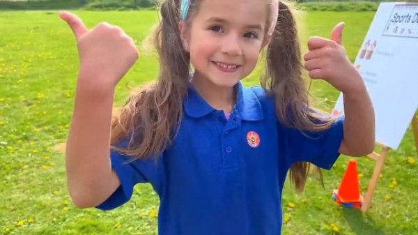 Ruby and Bonnie Play Sports Day At School