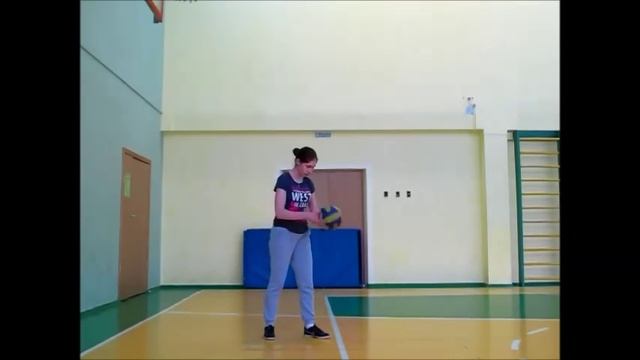 Обучение верхней прямой подаче в волейболе. смотреть онлайн