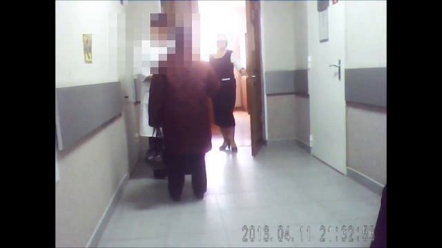 Старушка полгода ищет свою медкарту в поликлинике 51 смотреть онлайн