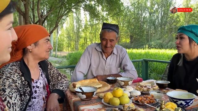 Узбекистан! ЛЮДИ ГОР! Удивительная ЖИЗНЬ в горном кишлаке! ПОСАДИЛИ ОГОРОД, Приготовили ОБЕД! смотреть онлайн