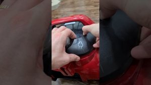 Разбор пылесоса Philips NL9206AD-4. Как снять кнопки и где распологаются защелки