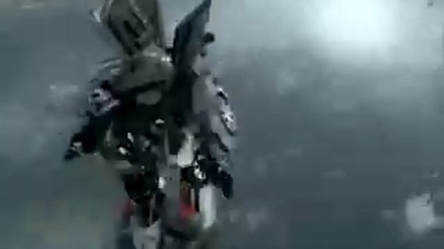 CitroenC4 Car Advert Of The Skating Robot *EXTENDED VERSION*