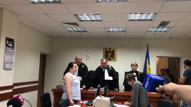 Оглашение решения суда об аресте Аурела Игната смотреть онлайн