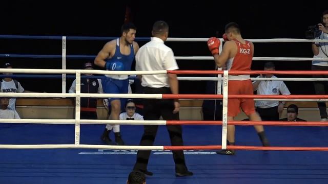 Бокс. Чемпионат Кыргызстана-2021. Финал 80 кг Айбек Акматбеков - Бекжигит уулу Омурбек смотреть онлайн