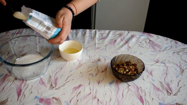 НУГА ХАЛВА смотреть онлайн