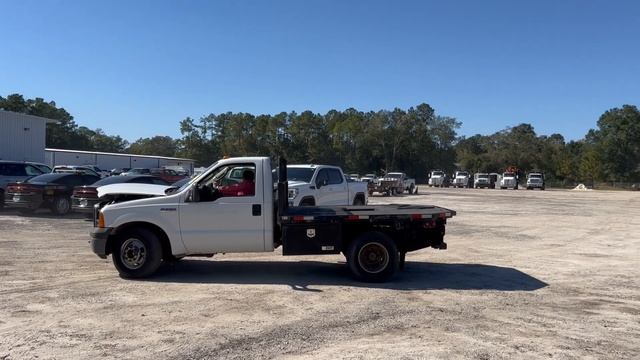 2007 Ford F-350 Flatbed Pickup Truck-4592 смотреть онлайн