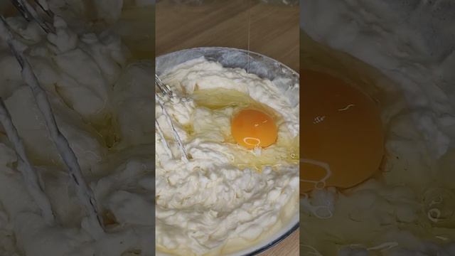 Баскский чизкейк. Отменное сочетание солёной карамели и нежности крем-чиза. смотреть онлайн