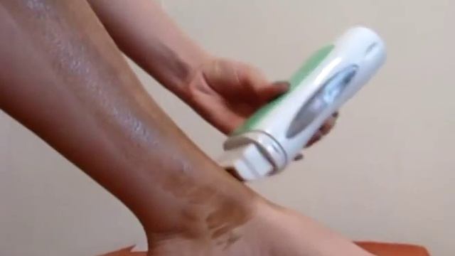 Эпиляция воском в домашних условиях