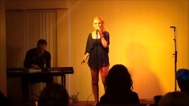 Someone like you - Linda смотреть онлайн