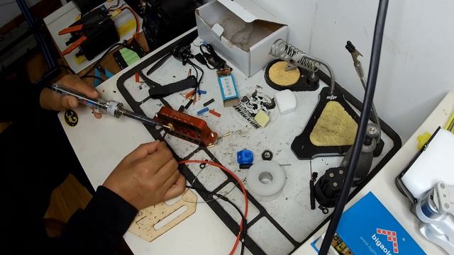Skyzone AtomRC Dolphin FPV Racing Wing Complete Build смотреть онлайн