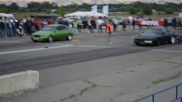 Lexus IS300 vs Toyota supra смотреть онлайн