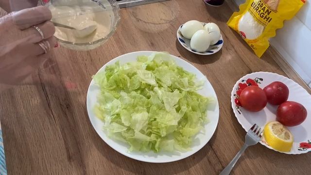 САЛАТ ЦЕЗАРЬ КОРОЛЬ ВСЕХ САЛАТОВ! | Irina Belaja смотреть онлайн