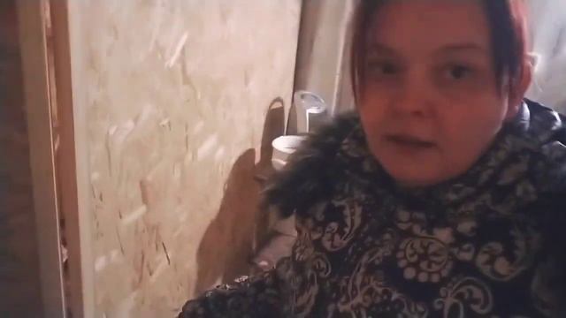 Обустроили помещение для козлят//кормушка на стену и сено за решетку смотреть онлайн