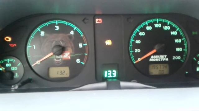 Дополнительный вольтметр в панель приборов УАЗ Патриот старого образца смотреть онлайн