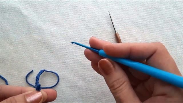 Как держать крючок (видео 2) Вязание крючком смотреть онлайн