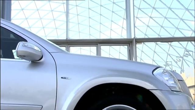 Mercedes-Benz GL350 BlueTEC смотреть онлайн