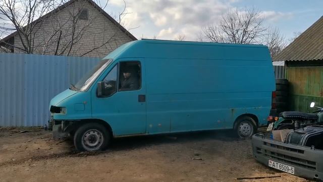 Заклинило задние колеса (к чему может привести стоянка авто в зимний период времени) смотреть онлайн
