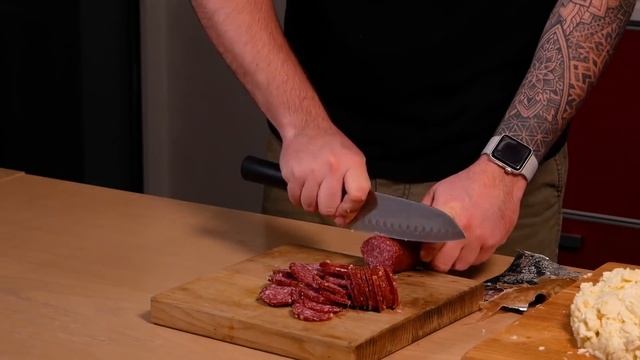 САМАЯ СЫРНАЯ ПИЦЦА (2 КГ МОЦАРЕЛЛЫ) смотреть онлайн