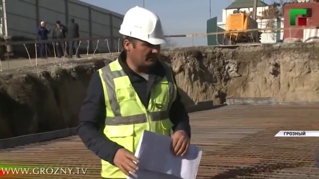 ЧЕЧНЮ СТРОЯТ НЕ ЧЕЧЕНЦЫ? смотреть онлайн