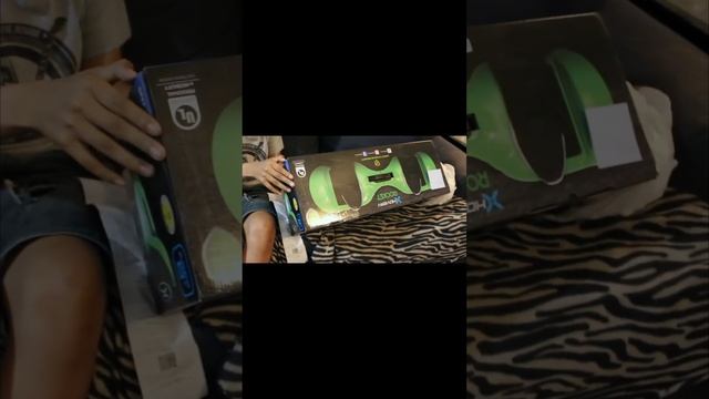 Unboxing Hoverboard - Throwback - Part 2 смотреть онлайн