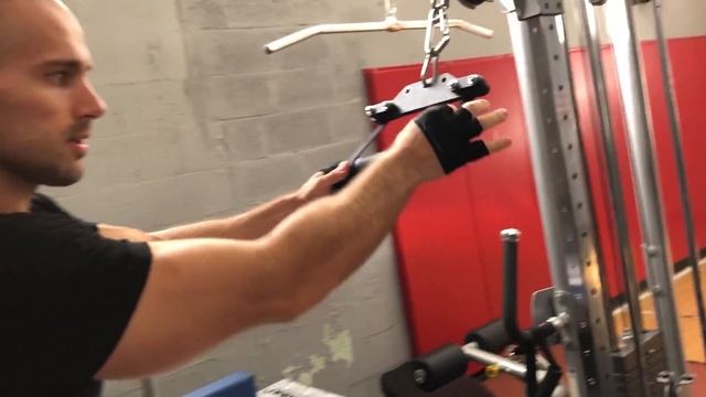 How to GET STRONG ARMS for ARMWRESTLING смотреть онлайн