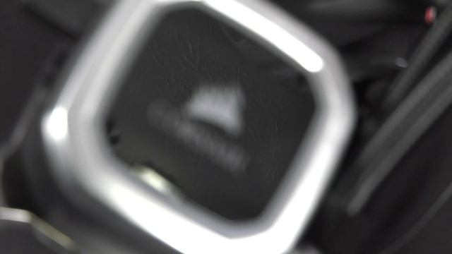 We Put RGB In A DIY NAS - DIY NAS Project PT. 1 смотреть онлайн