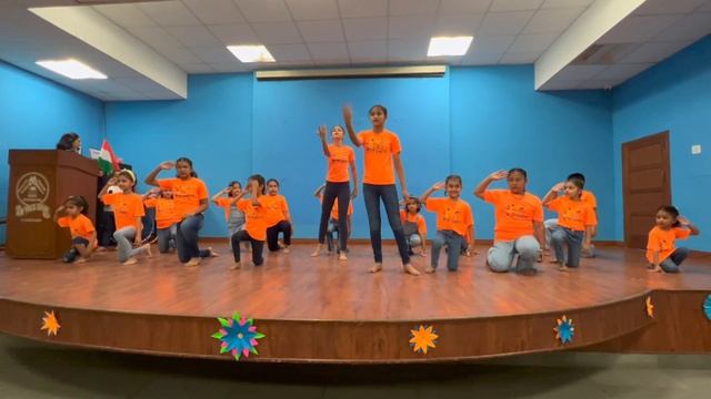 Asmaan Di Pari| Bharat Ki Beti| Dance Cover| Gunjan Saxena| Baal Sandhya's Tribute to the Girl Powe смотреть онлайн