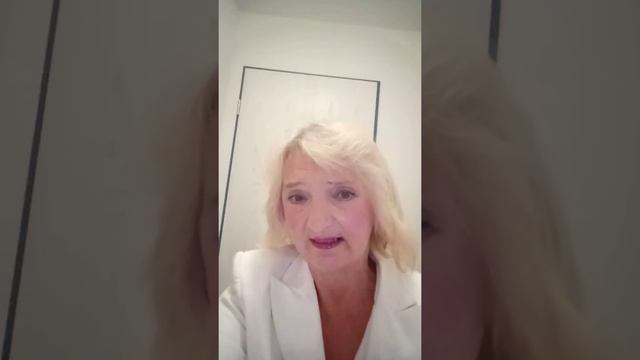 ПОЧЕМУ ЛЮДИ НЕ ХОТЯТ ОБЩАТЬСЯ смотреть онлайн