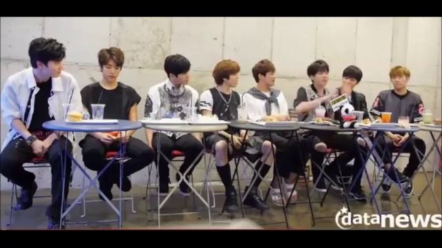 INFINITE SINGING AND DANCING TO LOVELYZ смотреть онлайн