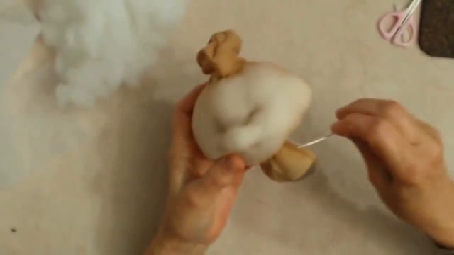 Muñeca con calzetin . Como hacer cabeza estilo soft .Как сделать голову куклы в чулочной технике.1 смотреть онлайн