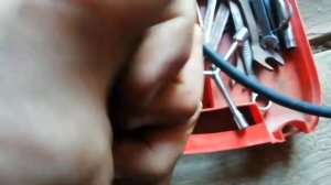 Почему в машине (Оке) пахнет бензином.