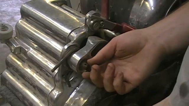 KT Floor Sander Top Roller Removal смотреть онлайн