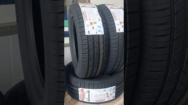 KUMHO ECSTA HS52 215/55R16 (มาในราาพิเศษถูกที่สุดในประเทศไทย)ชุดระ 6500 ฿