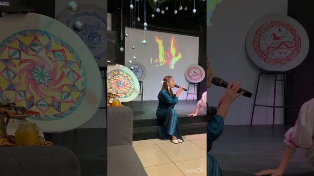 24.12. 22 Новый год в Монтессори-школе "Город Солнца" г.Сочи смотреть онлайн