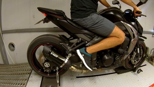 Quickshifter MAGNUM on Kawasaki Z1000 смотреть онлайн