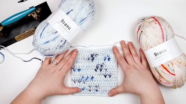 WeCrochet Brava Worsted Weight Speckle Yarn Review смотреть онлайн