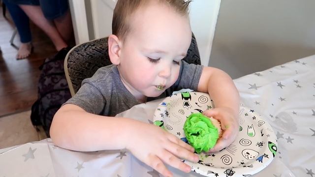 CHANNING TURNS TWO | Buzz Lightyear + TWO Infinity & Beyond смотреть онлайн