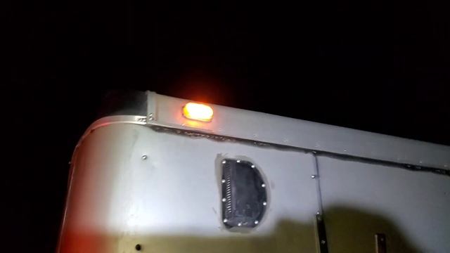 COMO ARREGLAR LAS LUCES DE TU TRAILA O REMOLQUE смотреть онлайн