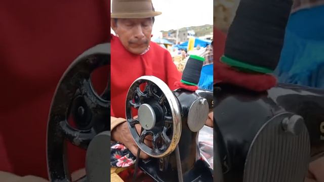 Maquinistas de Coser Ropa Zumbahua смотреть онлайн