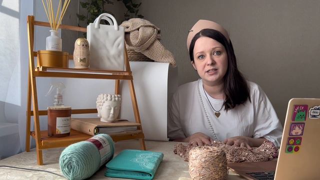 Пишу книгу, что на спицах, куда пропала?