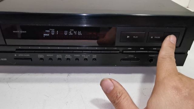 1990's DENON DCD-660 PCM Audio Technology CD Player (Made in Japan) смотреть онлайн