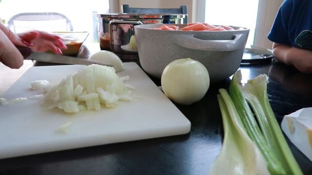 США Влог Ураган обошёл нас стороной Ждём следующий Готовим ужин смотреть онлайн