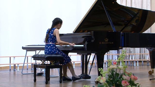 Феденко София, 13 лет.Г. Григорян. Две прелюдии из цикла "Размышления на берегах Лены" смотреть онлайн