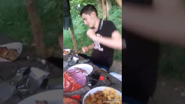 ЧТО ДЕЛАТЬ ЕСЛИ СКУЧНО НА ПРИРОДЕ смотреть онлайн