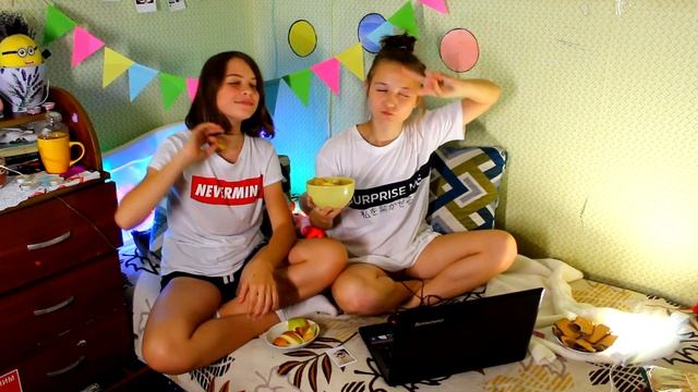 НОЧЕВКА С ПОДРУГОЙ || ЧТО ДЕЛАТЬ??? || DIY НОЧЕВКА || НАСТЯ ФИНЧЕР смотреть онлайн
