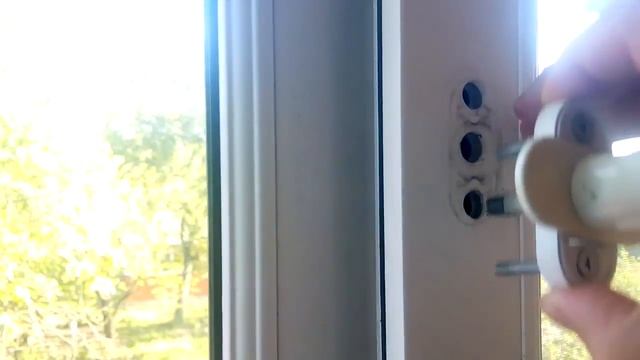 Замена ручки на пластиковом окне за 30 секунд. Как заменить ручку на пластиковом окне? смотреть онлайн